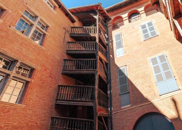 Duplex Climatise Dans Un Monument Historique Apartman Toulouse Kültér fotó